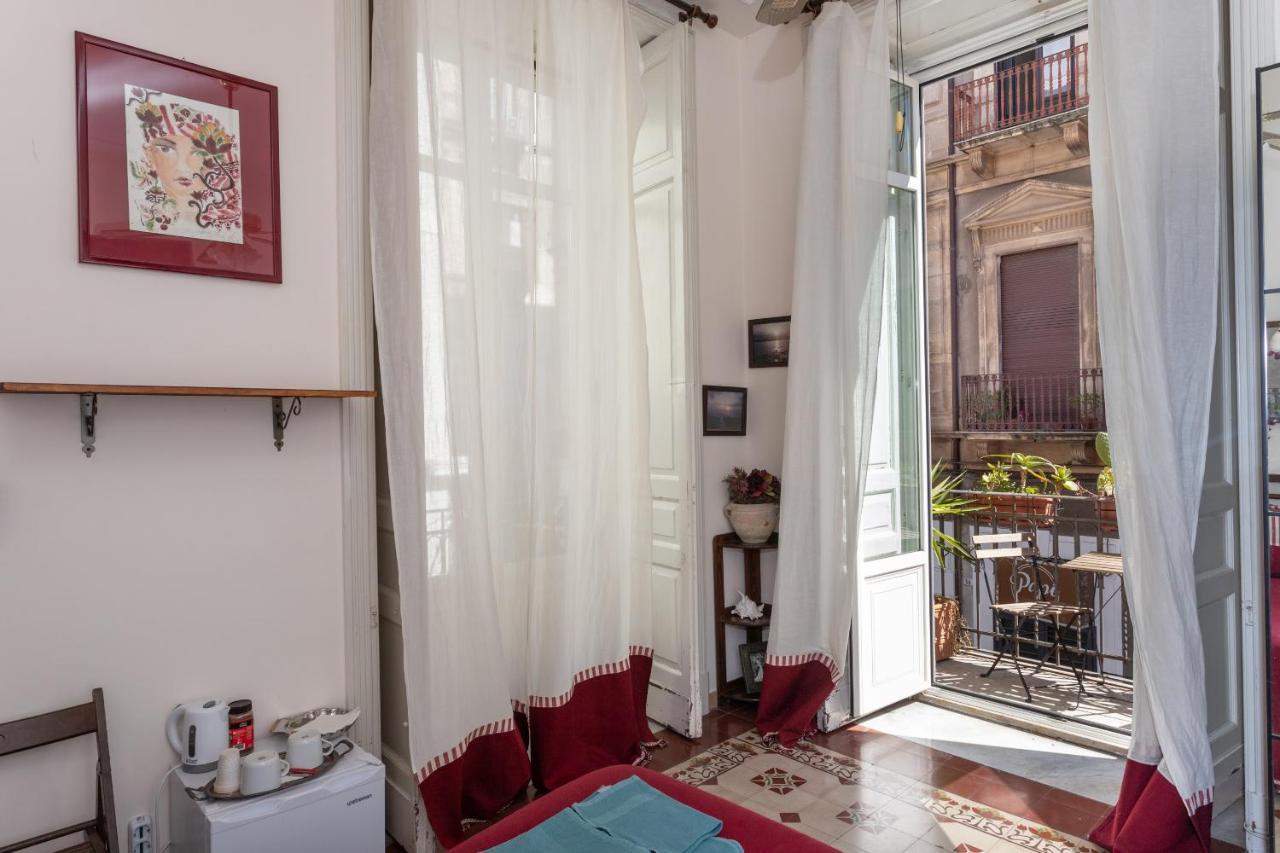 Zefiro Rooms Katania Zewnętrze zdjęcie